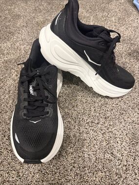 Hoka Black and White Cushioned Running Trainers